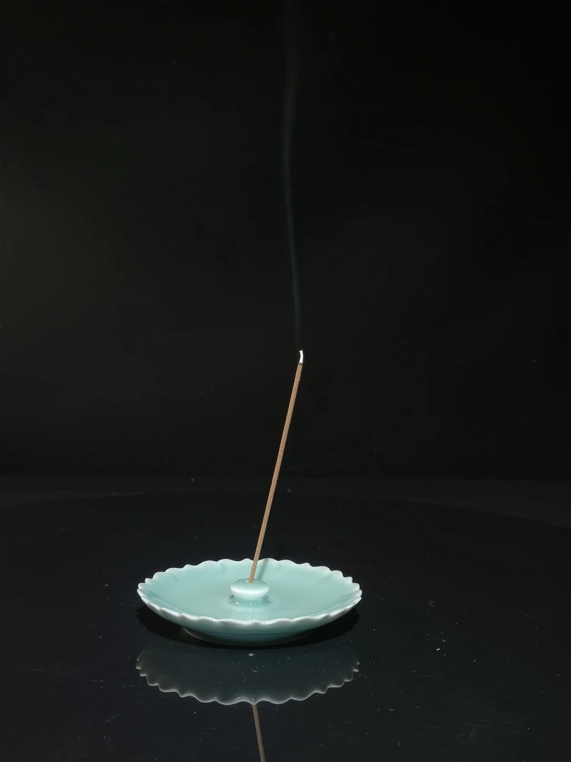 青瓷梅子青釉小香插