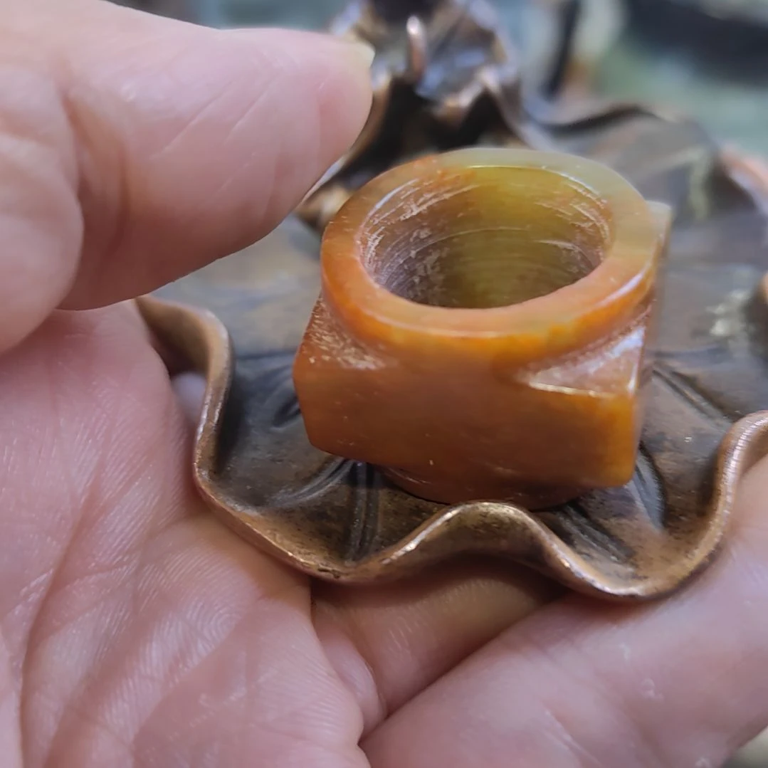 摆件铜器摆件茶摆件茶。