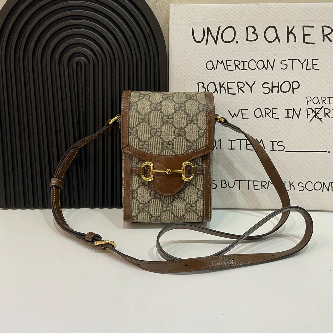 95新 GUCCI/古驰 【蔡包紫】老花1955竖版手机包