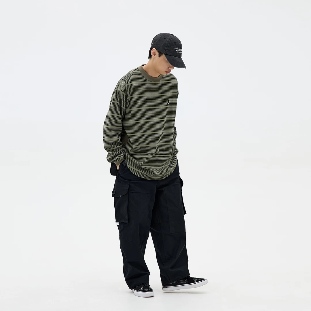 LAPIVIMA ROUND HEM STRIPED LS CREW NECK 拼接刺绣条纹圆领长袖