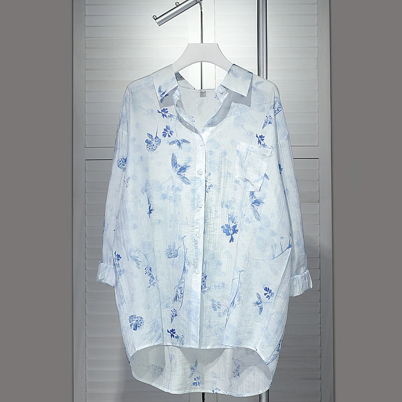 宽松薄款显瘦蓝色衬衫女2025新款设计感印花长袖衬衣透气防晒上衣