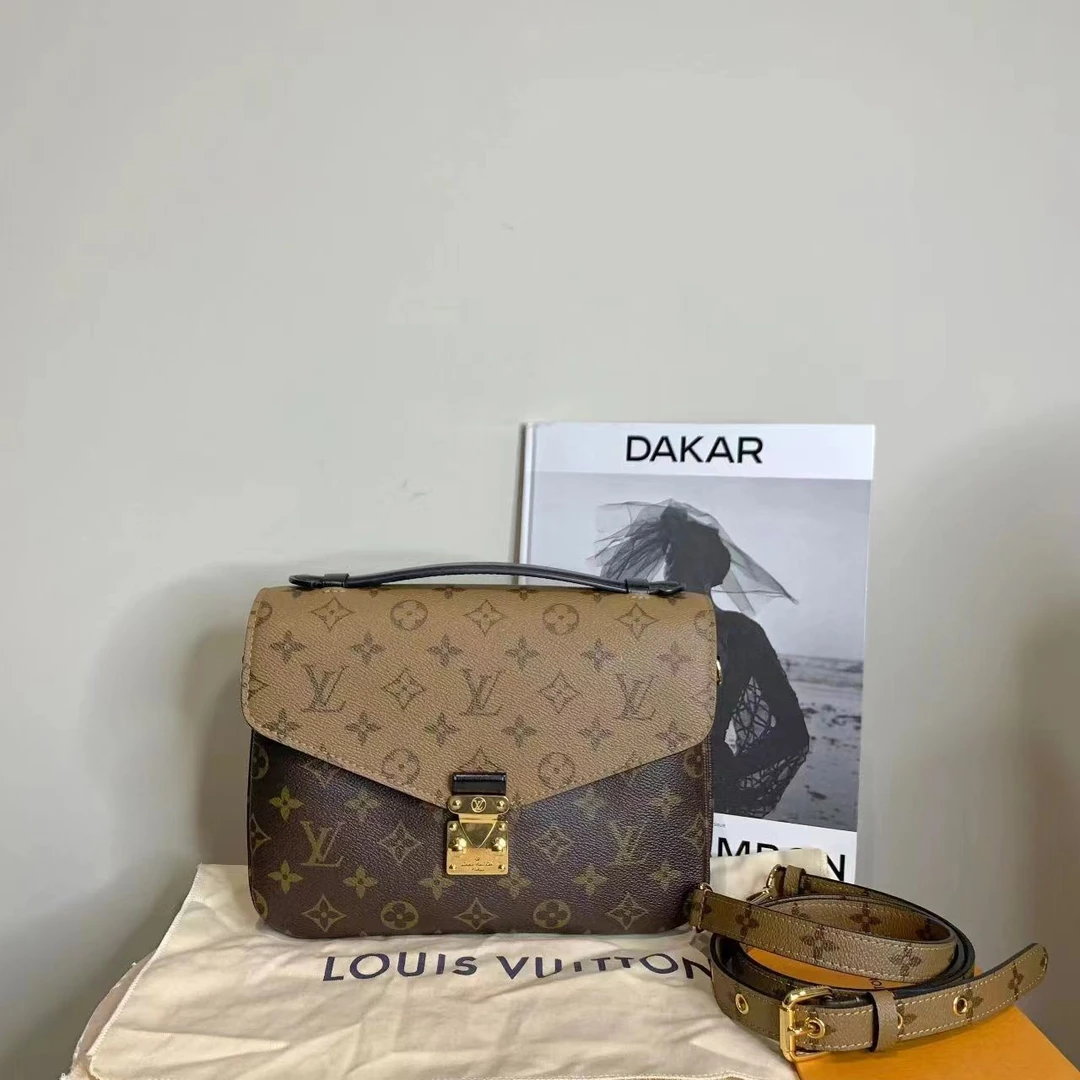99新 LouisVuitton/路易威登 壹臻中古/ 老花拼色邮差包 55595362