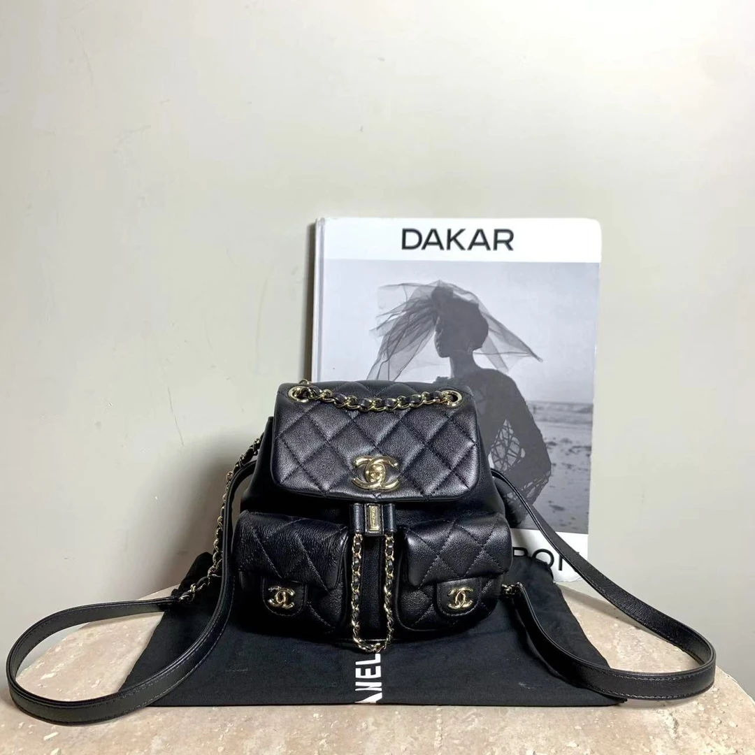 99新 Chanel/香奈儿 壹臻/23A黑金牛duma青蛙双肩包小号 33519512