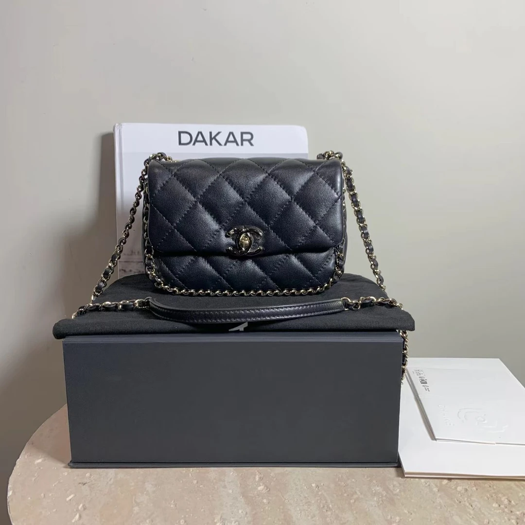 95新 Chanel/香奈儿 壹臻/黑金羊滚边皮穿链珐琅方胖子 86969459