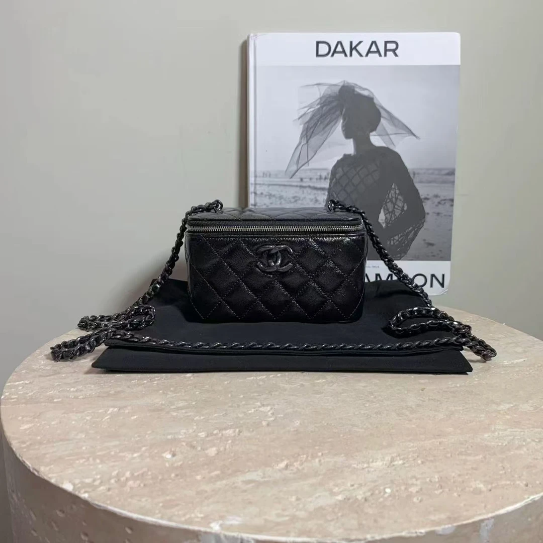 99新 Chanel/香奈儿 壹臻中古/24S黑银珠光漆链长盒子36350735