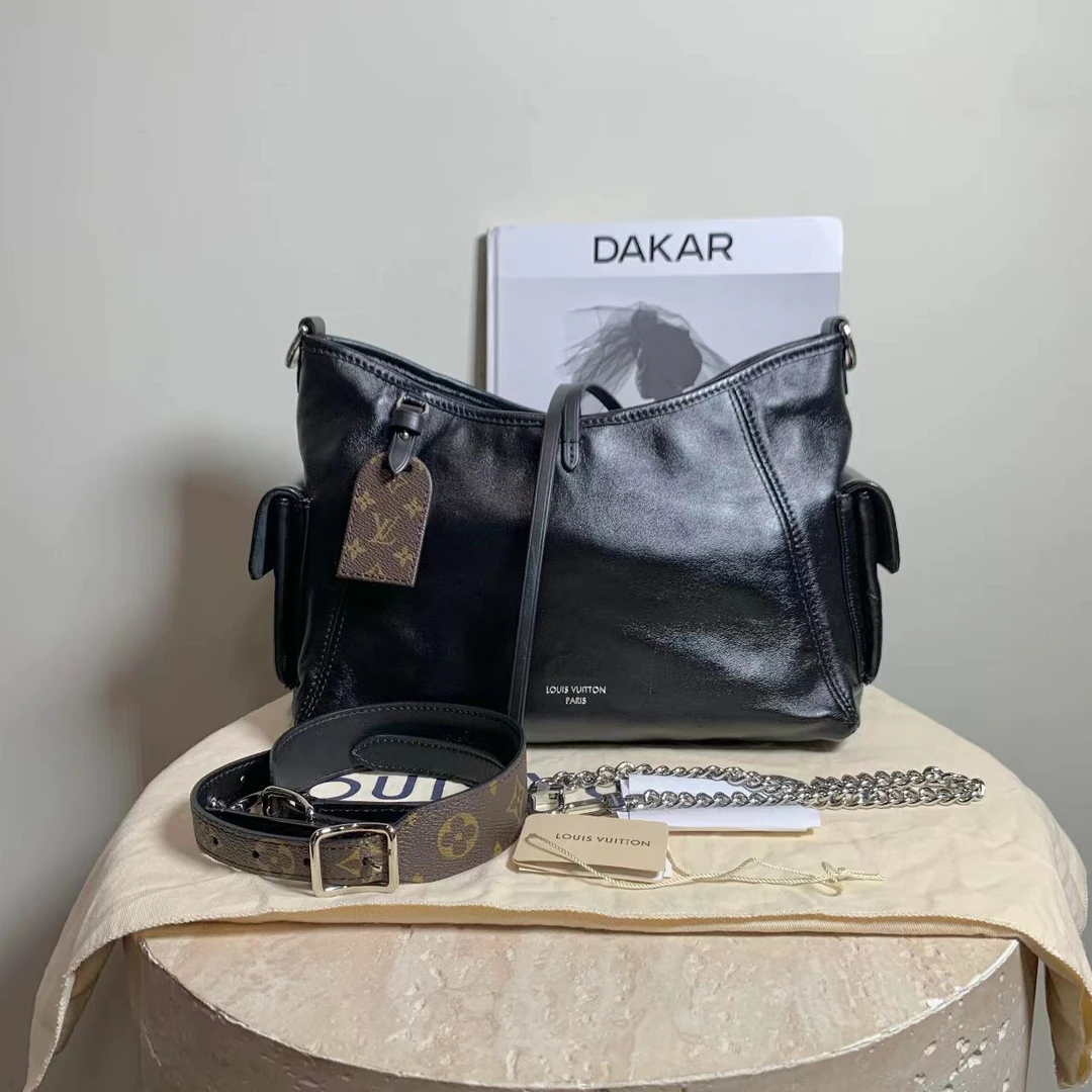 99新 LouisVuitton/路易威登 壹臻/99新黑色全皮carry包73506427