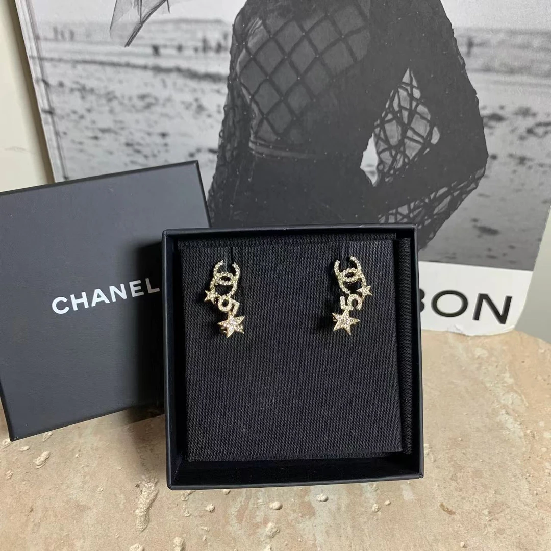 99新 Chanel/香奈儿 壹臻/22S双c星星满钻耳钉 45540374