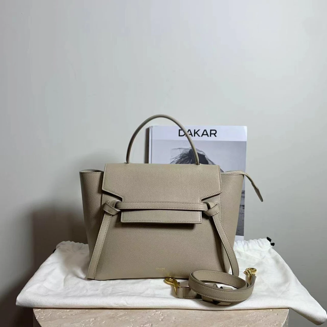 95新 Celine/思琳 壹臻/奶茶色鲶鱼micro包 65027363