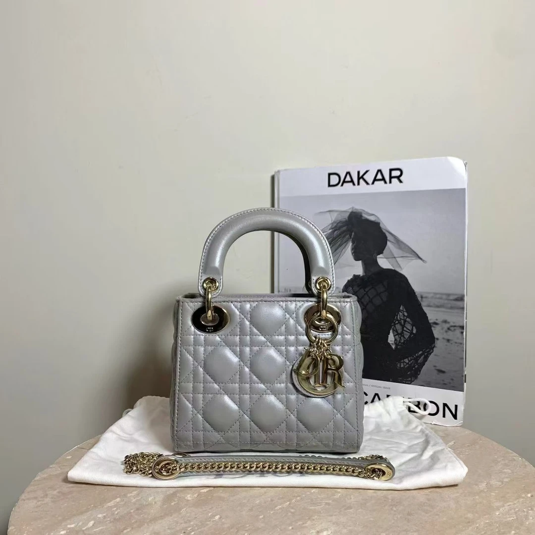 95新 DIOR/迪奥 壹臻中古/订金Dior 珠光灰三格戴妃 47990546