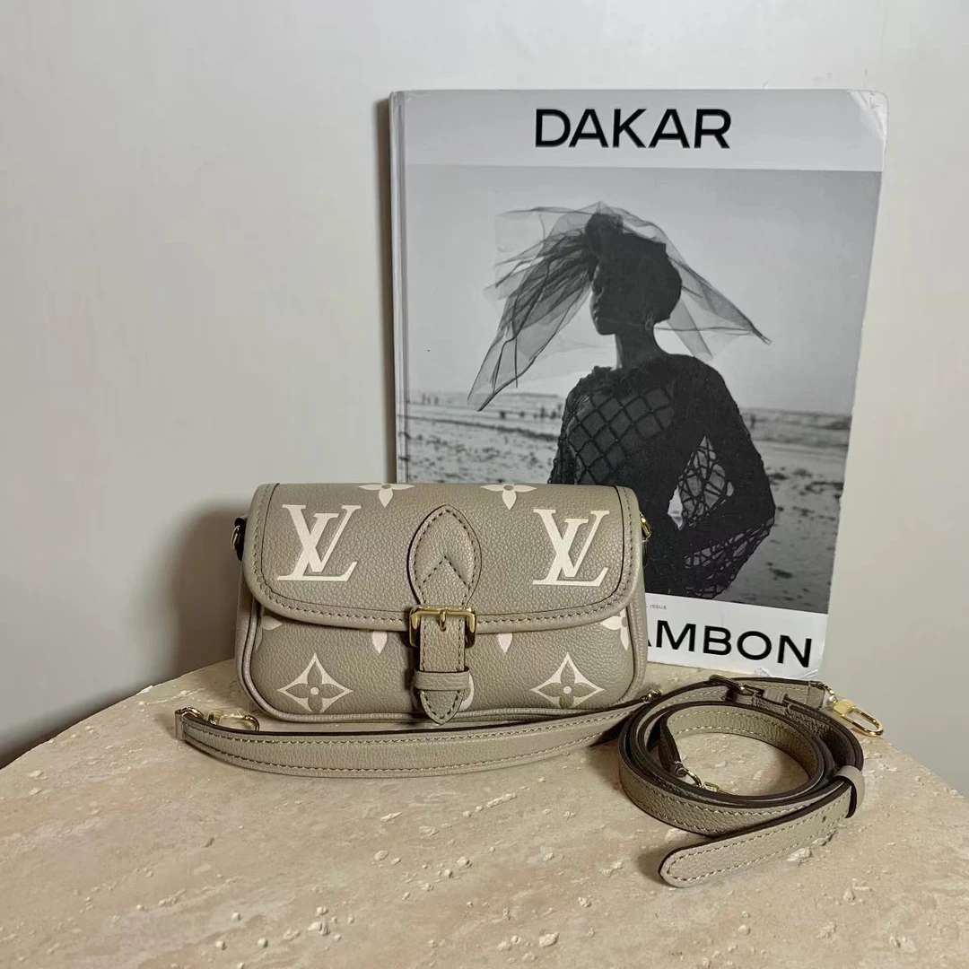 99新 LouisVuitton/路易威登 壹臻/法棍nano单肩包/ 21139614