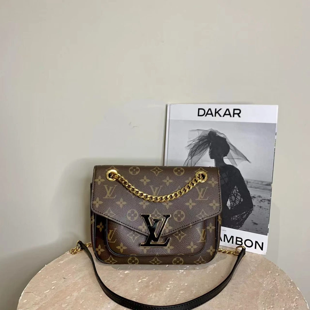 99新 LouisVuitton/路易威登 壹臻中古/老花passy邮差包 26210748