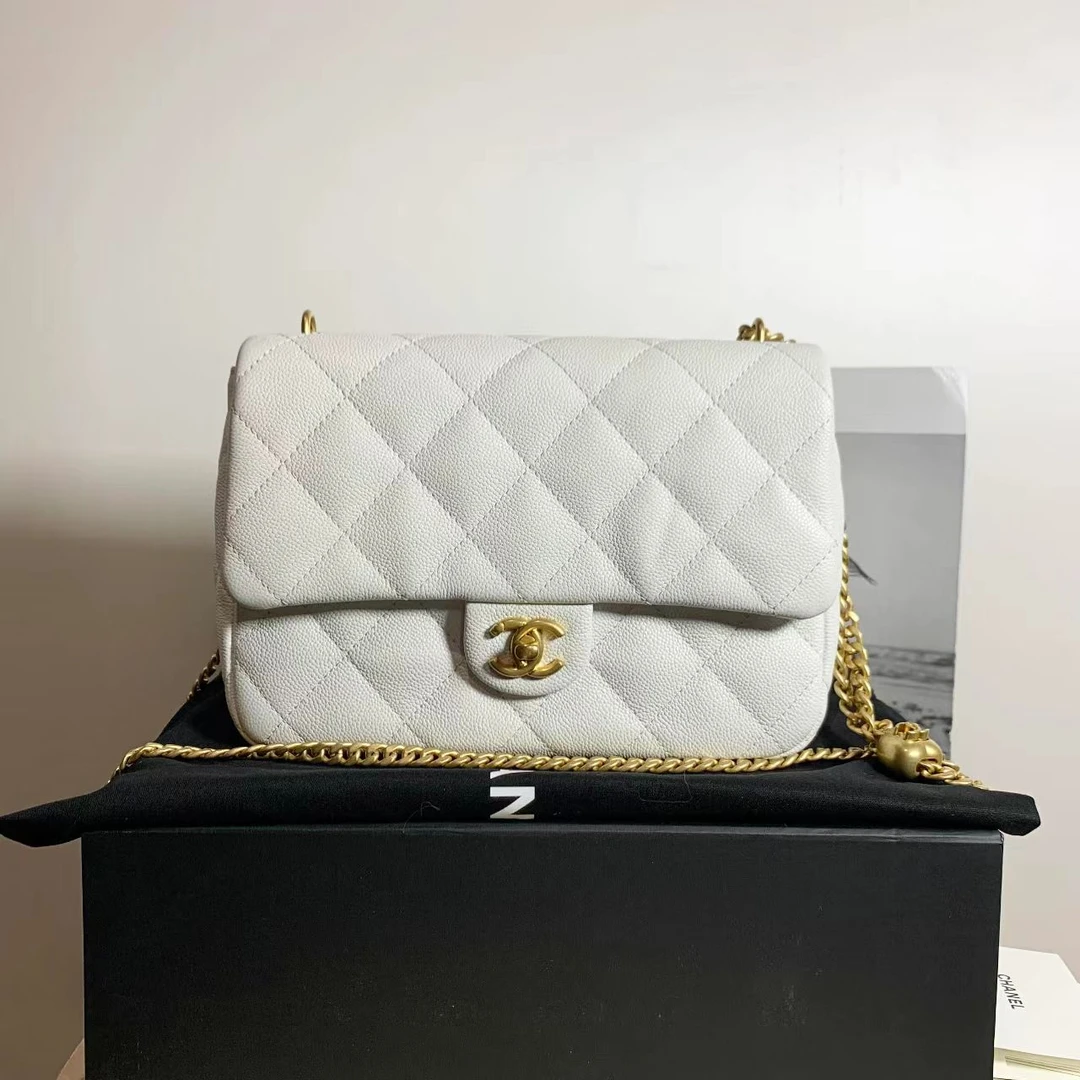 99新 Chanel/香奈儿 壹臻/白金牛爱心盾ξ幸进球大方胖 27304052