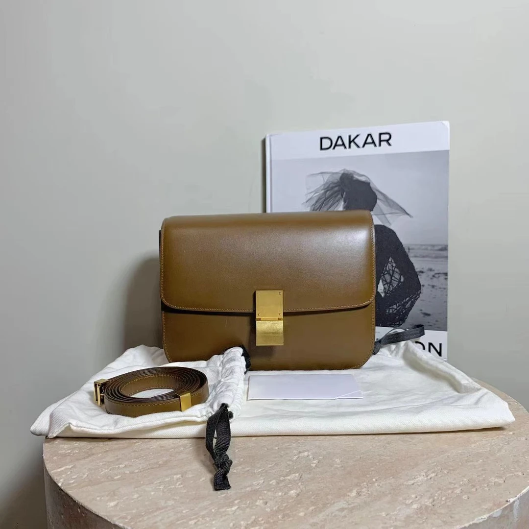95新 Celine/思琳 壹臻中古/焦糖色box中号 49518645