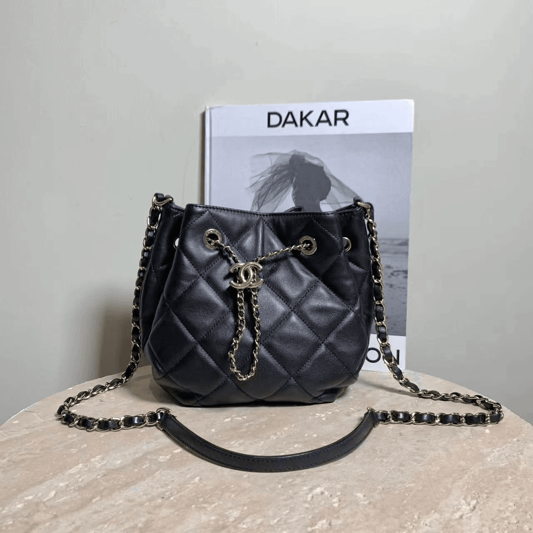 95新 Chanel/香奈儿 壹臻中古/黑金羊水桶包 29开 18371774