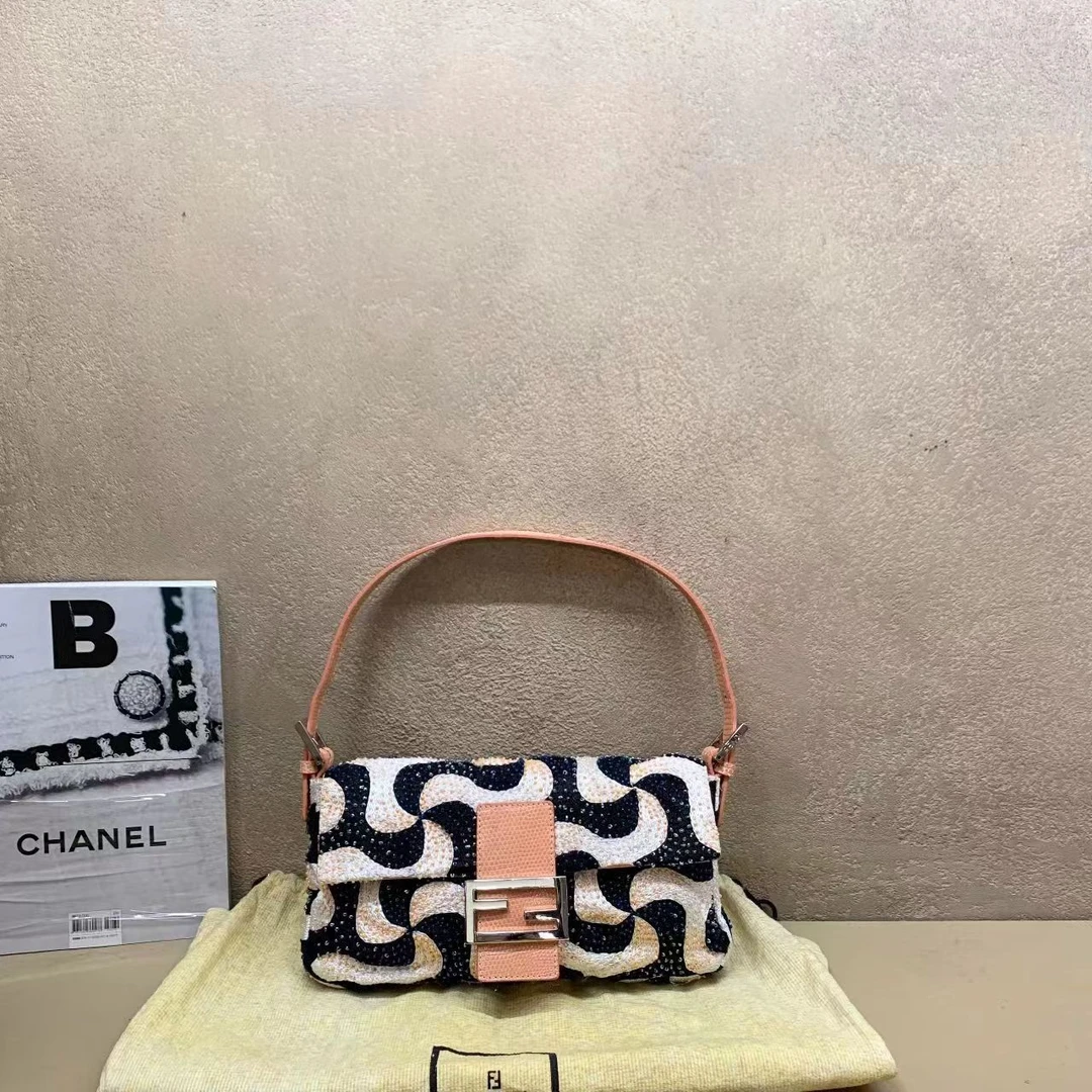 95新 FENDI/芬迪  壹臻中古/黑白串珠法棍包单肩包 73776226