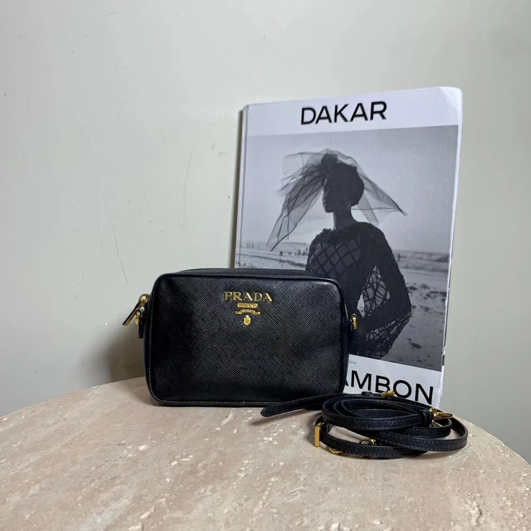 95新 Prada/普拉达  壹臻/95新黑金十字纹相机包 69685271