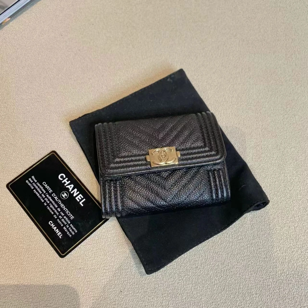 95新 Chanel/香奈儿 壹臻中古/黑金V纹leboy卡包26开 54762961