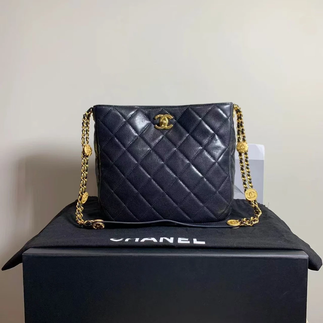 99新 Chanel/香奈儿 壹臻定/22A黑金牛金币hobo包 24426099