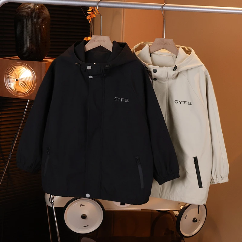 【现货】潮男童连帽字母宽松外套冲锋衣春装中大儿童百搭C2303