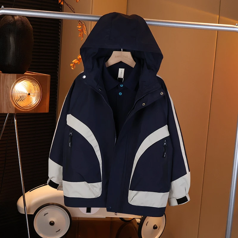 【现货】男童撞色软壳冲锋衣连帽户外休闲外套春装中大童G5463