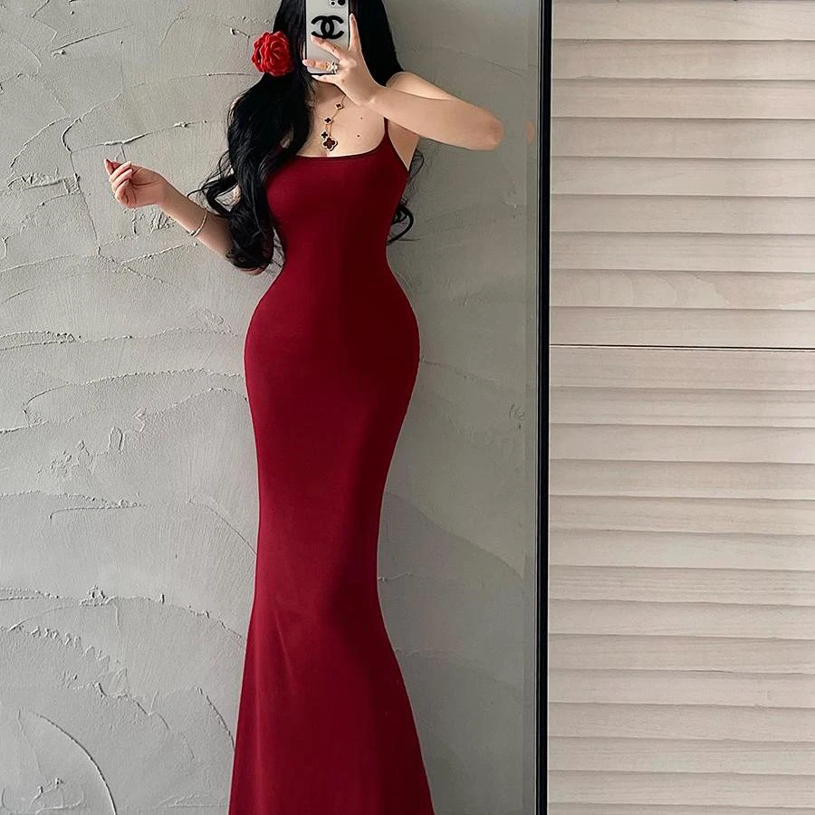 YoungGirlDay纯欲性感修身显瘦可调节肩带包臀鱼尾吊带连衣裙长裙