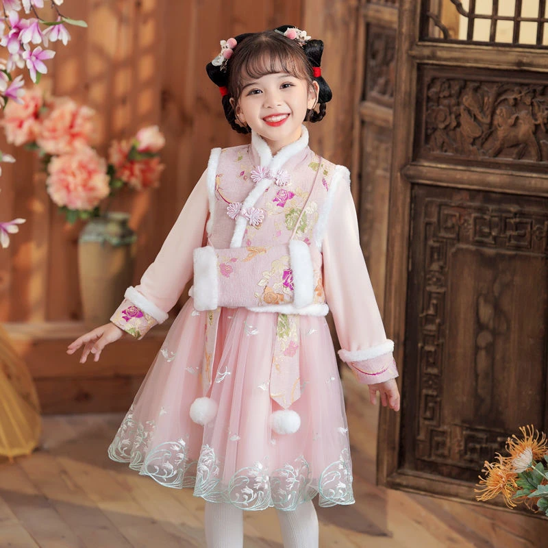 027裙边刺绣拜年服连衣裙