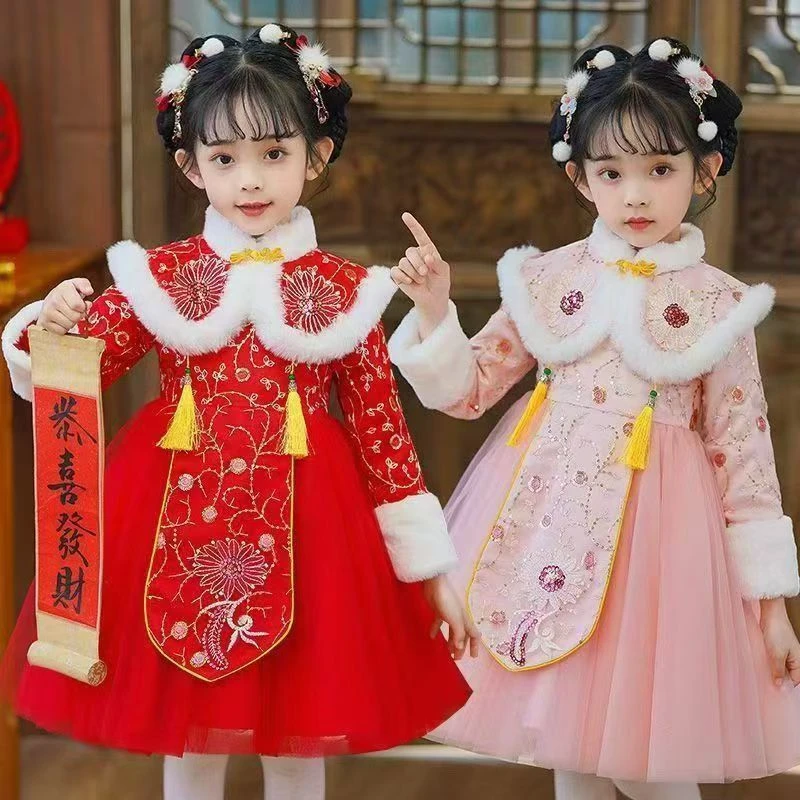 002女童领子带吊坠年服裙子