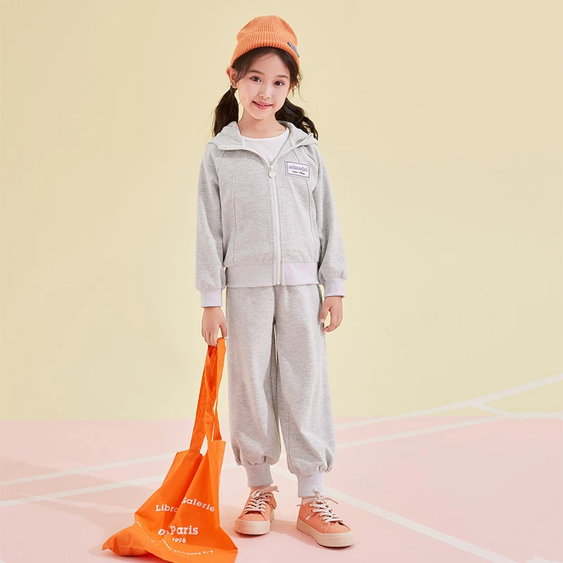 DEESHA/笛莎绣标休闲连帽套装2024新款时尚针织两件套装女童春秋