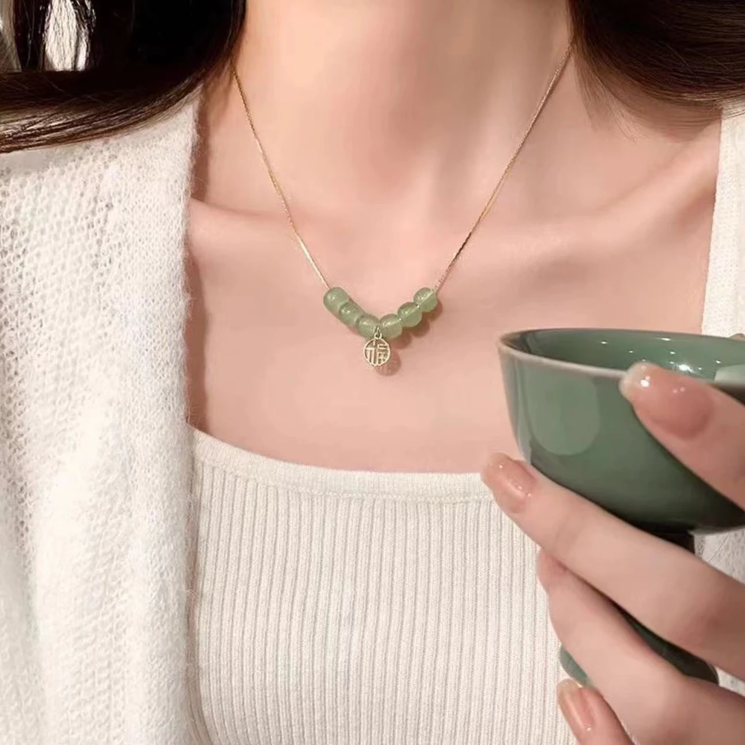 合金项链 时尚简约串珠项链小众清冷感锁骨链日常百搭福牌吊坠链
