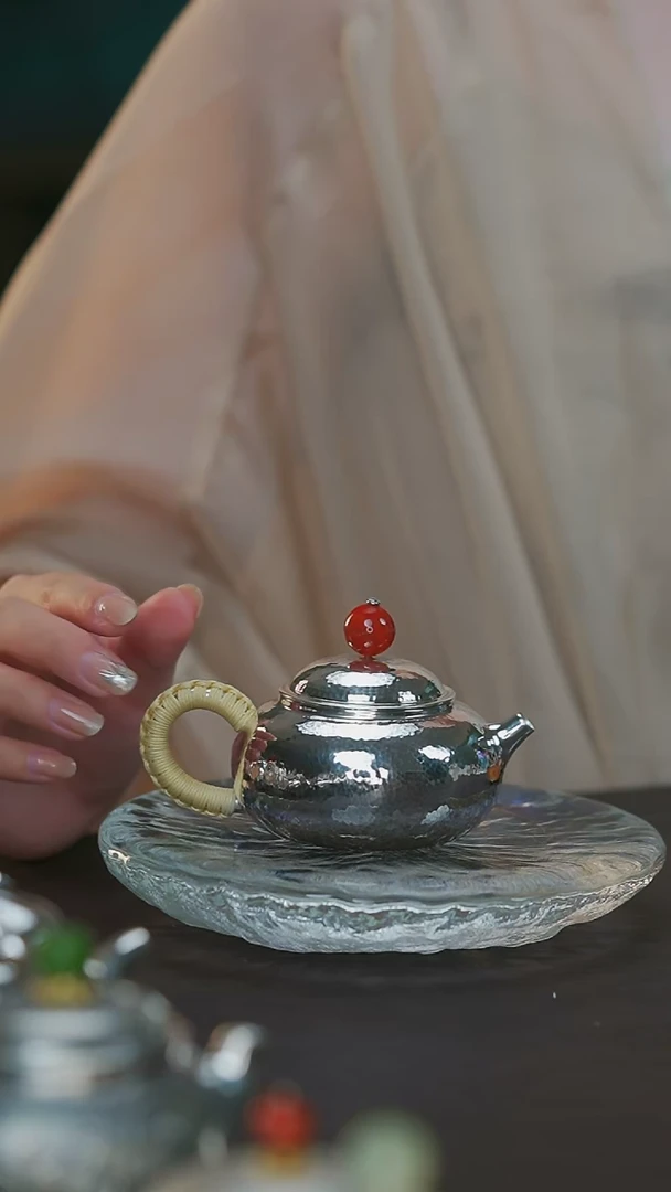 【闪购商品】九典臻匠足银999泡茶壶