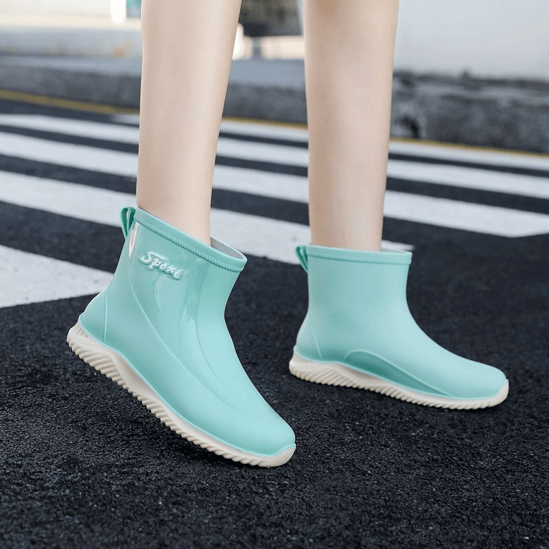 最新款2023雨鞋女成人时尚外穿短筒胶鞋水鞋防滑防水加绒洋气雨靴