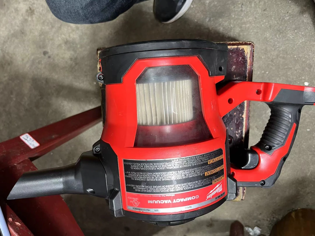 米沃奇18 V锂电吸尘器