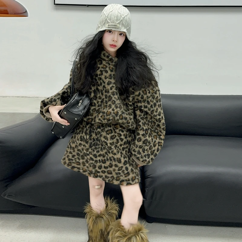 女童加厚豹纹套装儿童秋冬2025新款中大童时尚连帽卫衣洋气两件套