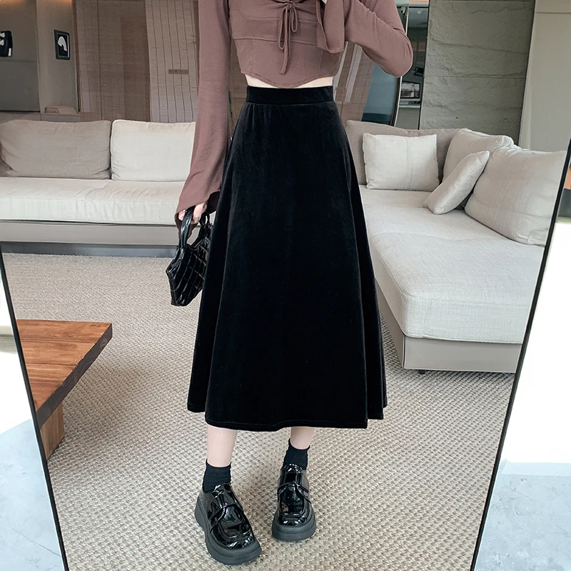 气质半身裙女秋冬加绒2023新款中长款高腰A字垂感显瘦金丝绒裙子