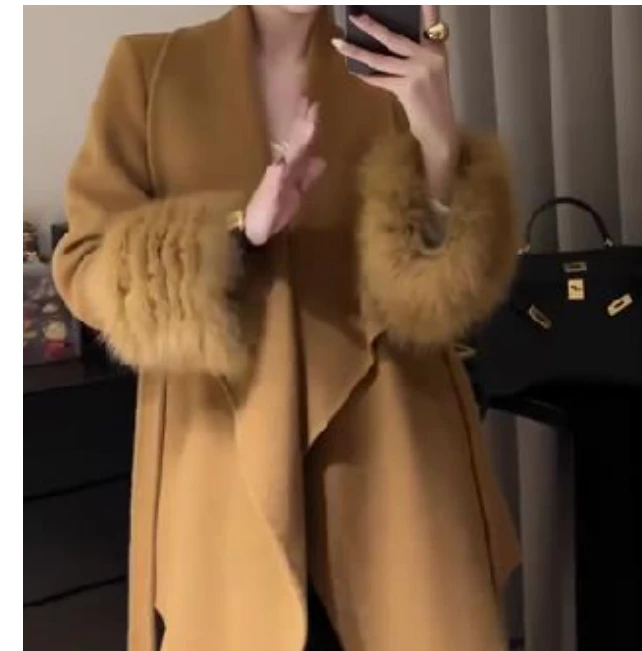 2024冬季新款时尚女装网红高级感韩版潮流百搭毛毛袖珍惜