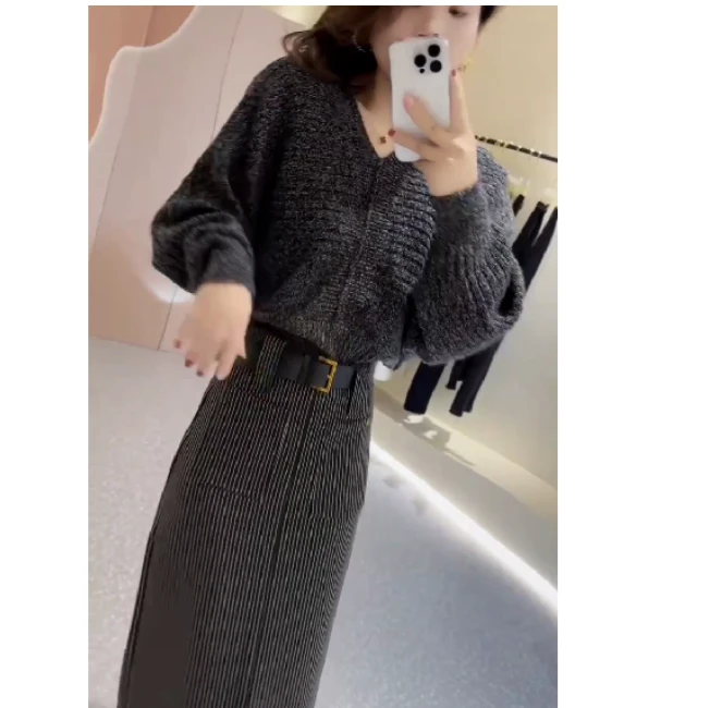 2024冬季新款时尚女装网红高级感休闲爆款打底衫裙子洋气青姐