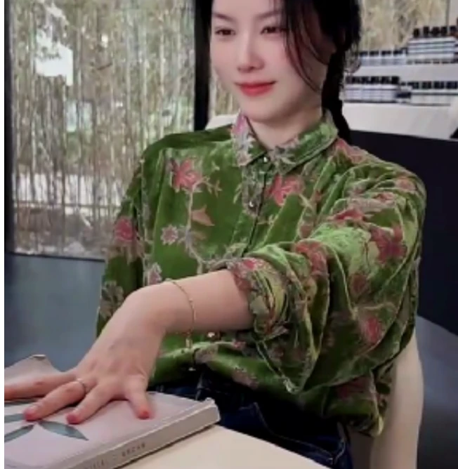 2024冬季新款时尚女装网红高级感休闲爆款衬衫绿色欣