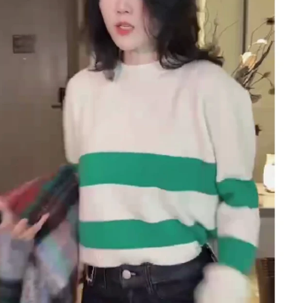 2024冬季新款时尚女装网红靓丽潮流气质洋气打底衫拼接G