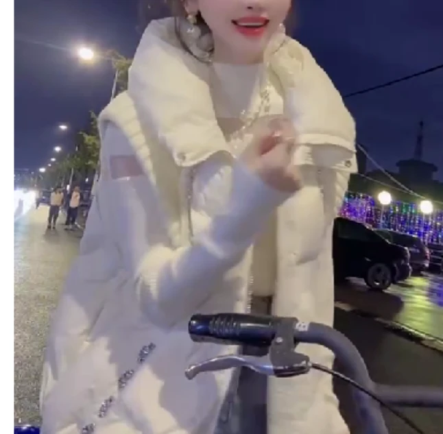 2024冬季新款时尚女装网红气质韩版潮流洋气外套马甲淘R