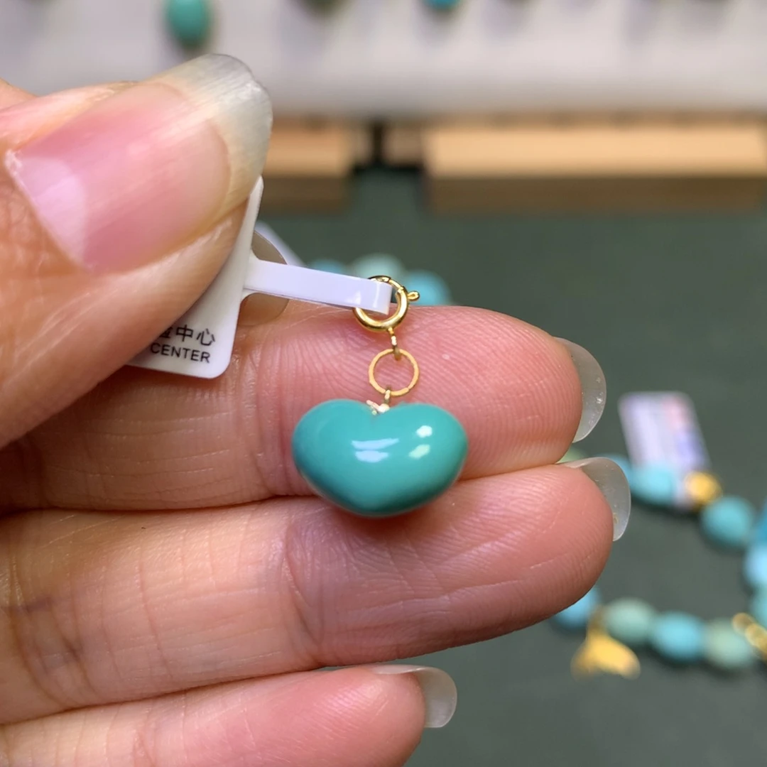 绿松石挂件18K金镶嵌