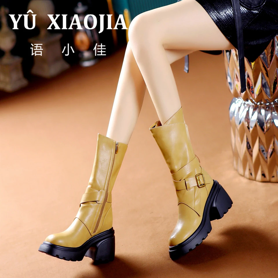 8CM[已经开价]防水台高跟半靴子2025秋冬季方头粗跟中筒靴A826-10