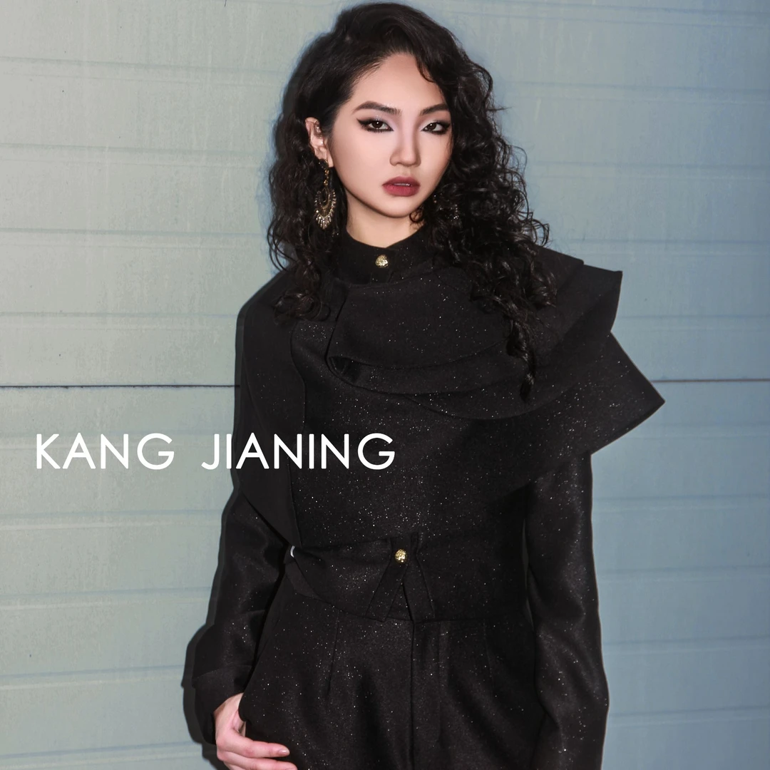 【耀世专享】2024秀场款两件套立裁西装 KQ24S244