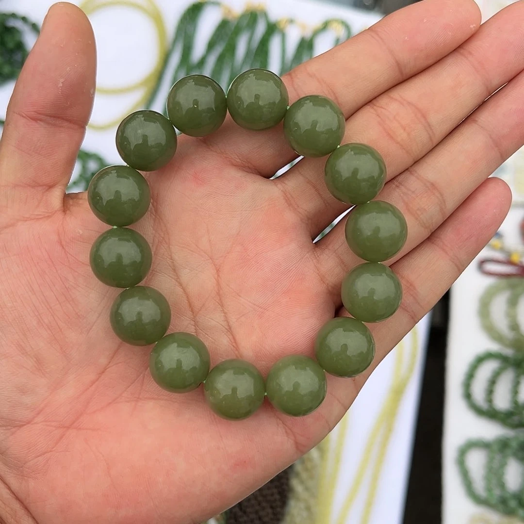 和田玉手串未镶嵌卡16，吴