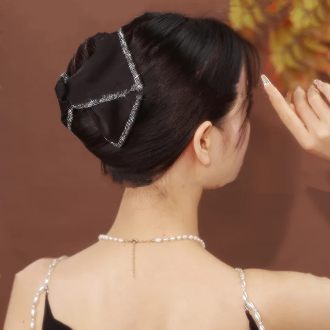 2025新款奥黛丽赫本风优雅百搭发饰时尚头饰法式气质缎面轻奢抓夹