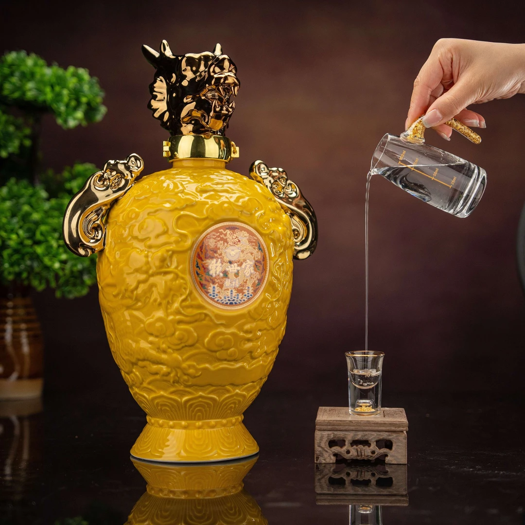 赖世家赖世家龙禧（祥瑞雕刻）艺术坛，赖家秘方茅香酱酒53度2500ml