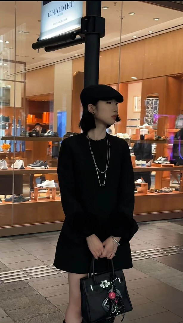 RISING&CLOUDS【黑玫瑰】深圳莎莎秋冬“显瘦花朵袖连衣裙”100398