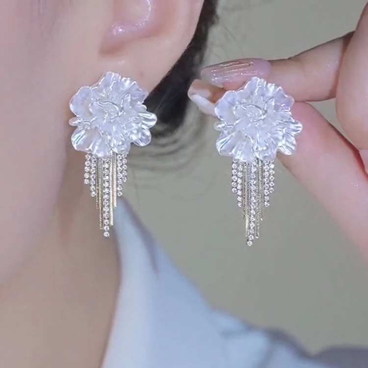 锌合金耳饰 白色山茶花耳环气质优雅闪钻流苏耳饰小众精致花朵
