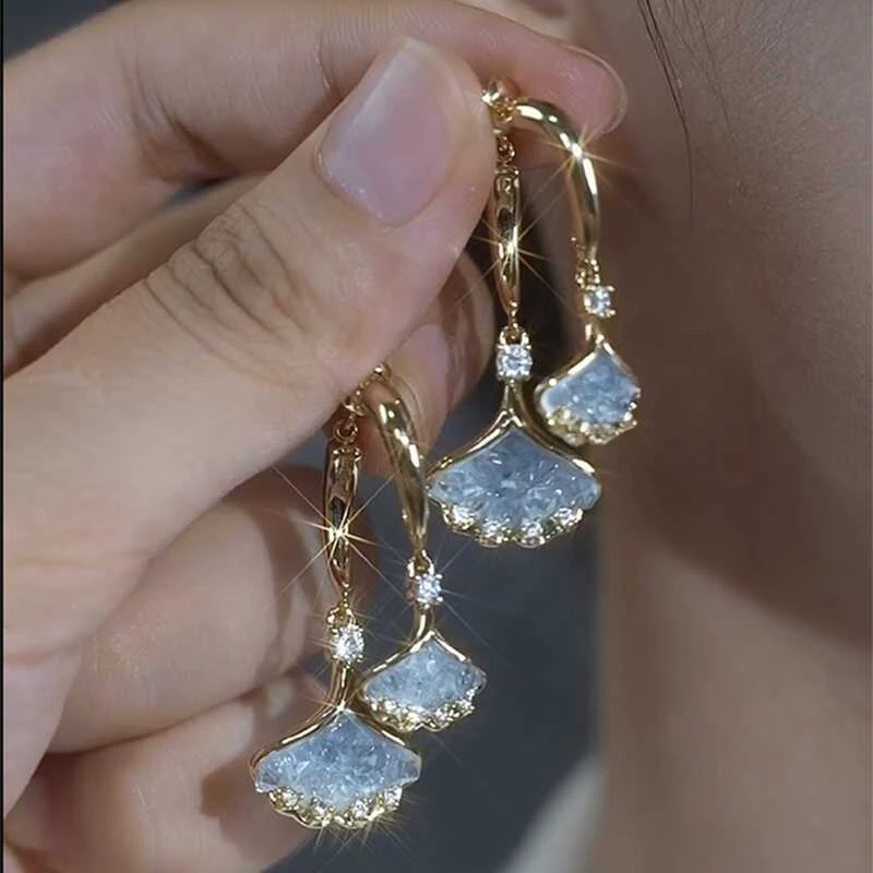 铜合金耳饰 超闪蓝色银杏叶锆石耳环小众设计感时尚轻奢气质耳环