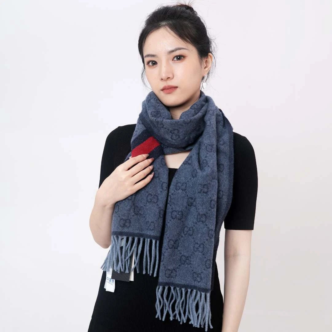 全新未使用 GUCCI/古驰 加厚双G流苏斜条纹羊毛围巾情侣款保暖