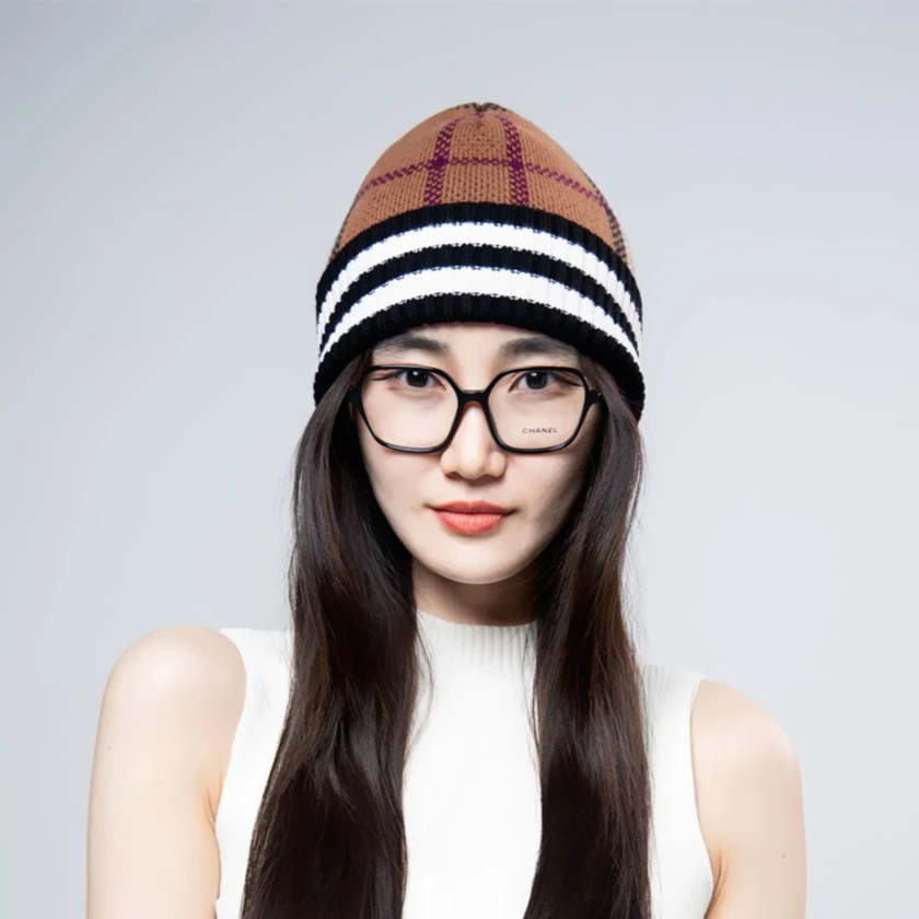 全新未使用 BURBERRY/博柏利 巴宝莉格纹羊绒帽女头围56cm以下